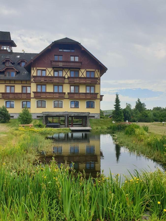Apartman Erika Vel'ka Lomnica Exteriör bild